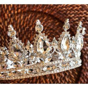 CROWN JEWELS - Girls/Ladies Silver-Tone Alloy & Rhinestone Fashion Tiara. NWT!